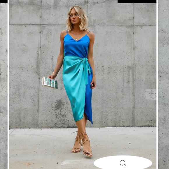 ADINA SATIN COLORBLOCK MIDI DRESS from Vici, size Large. Super cute!!! - Picture 1 of 3